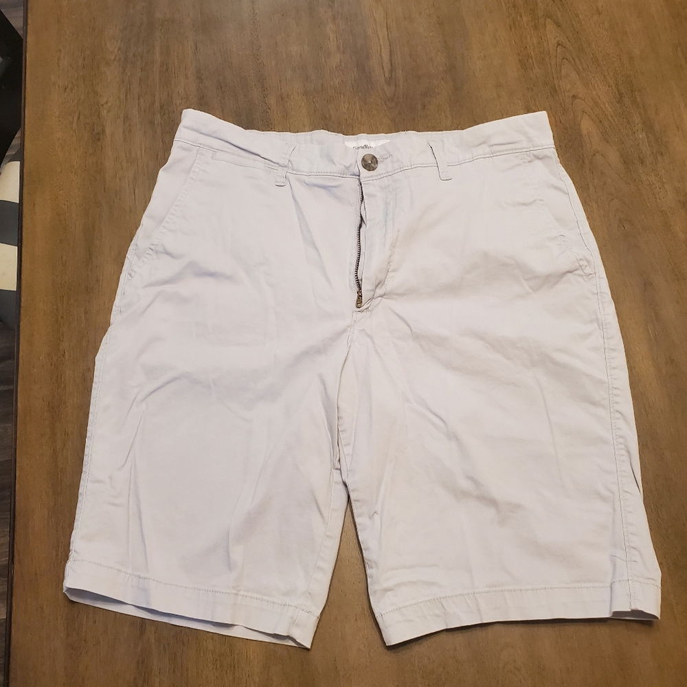 Men's light grey shorts